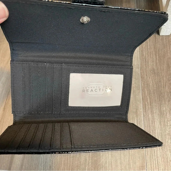 KENNETH COLE BLACK URBAN ORGANIZER 8”x4”x1” • NWT - Picture 2 of 5